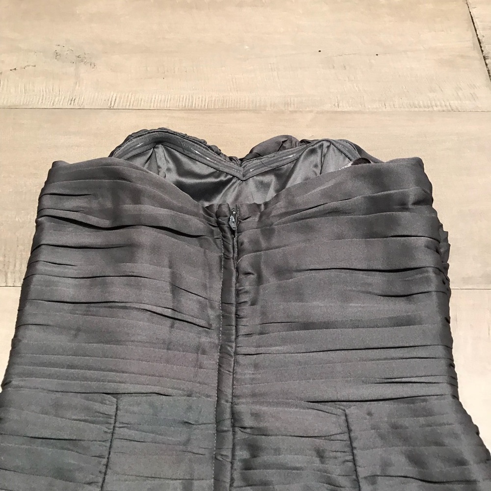 {H&M} Ruffles Dress - Picture 6 of 6